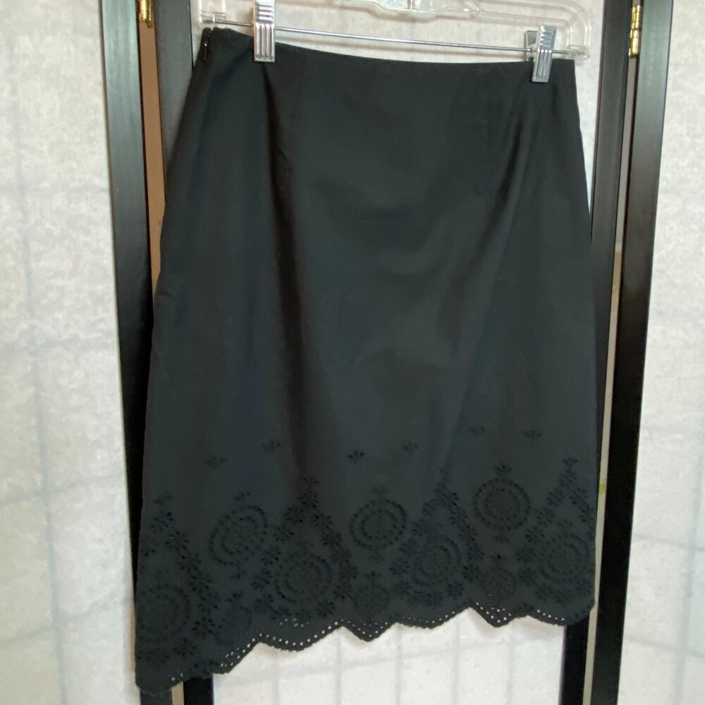 Banana Republic Black Cotton Eyelet Scalloped Hem Pencil Mini Skirt Lined 0 - Picture 3 of 10